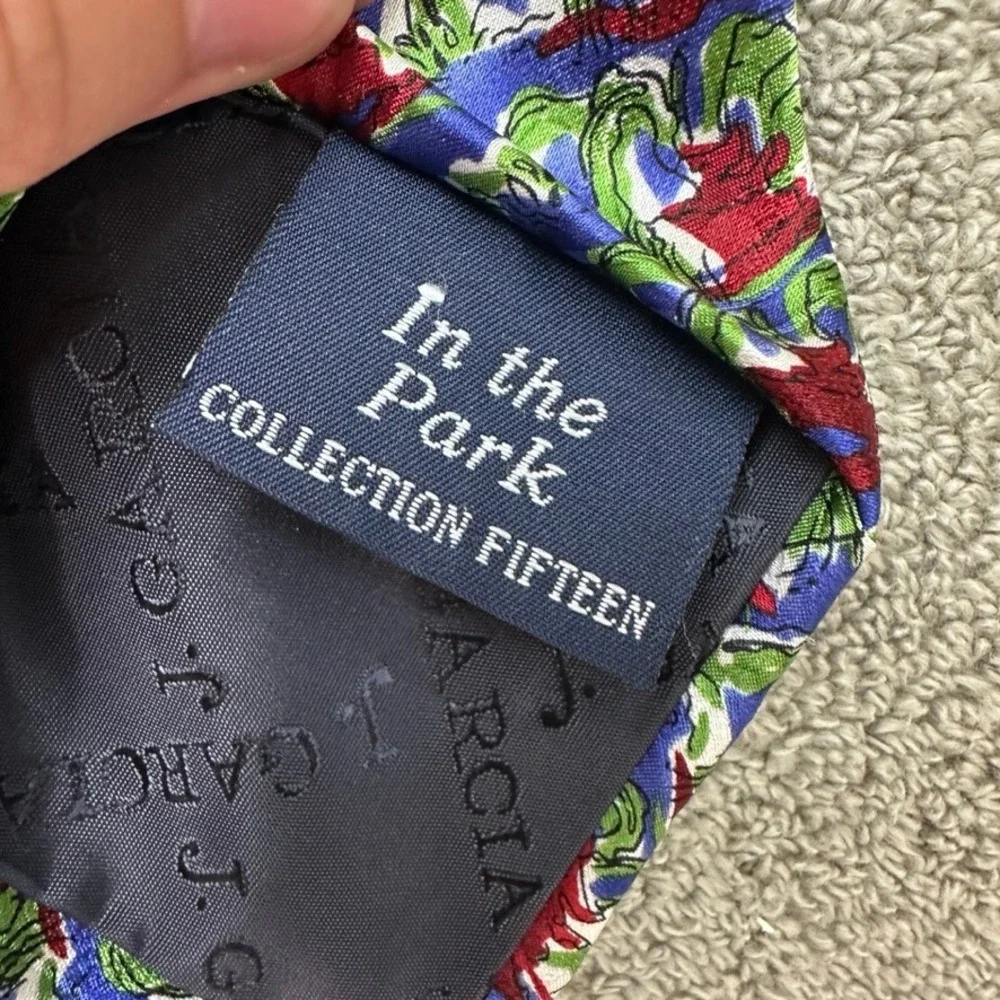 J. Garcia In the Park Collection Fifteen Silk Tie Blue Green Red Abstract 1996